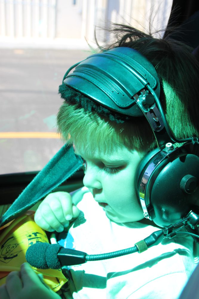 Kids Love Travel: helicopter flight