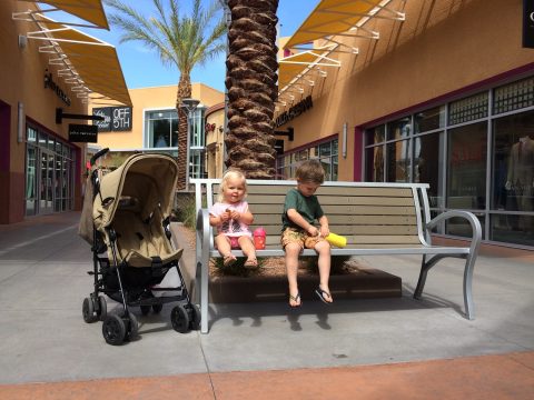 Kids Love Travel: buggy voor op reis